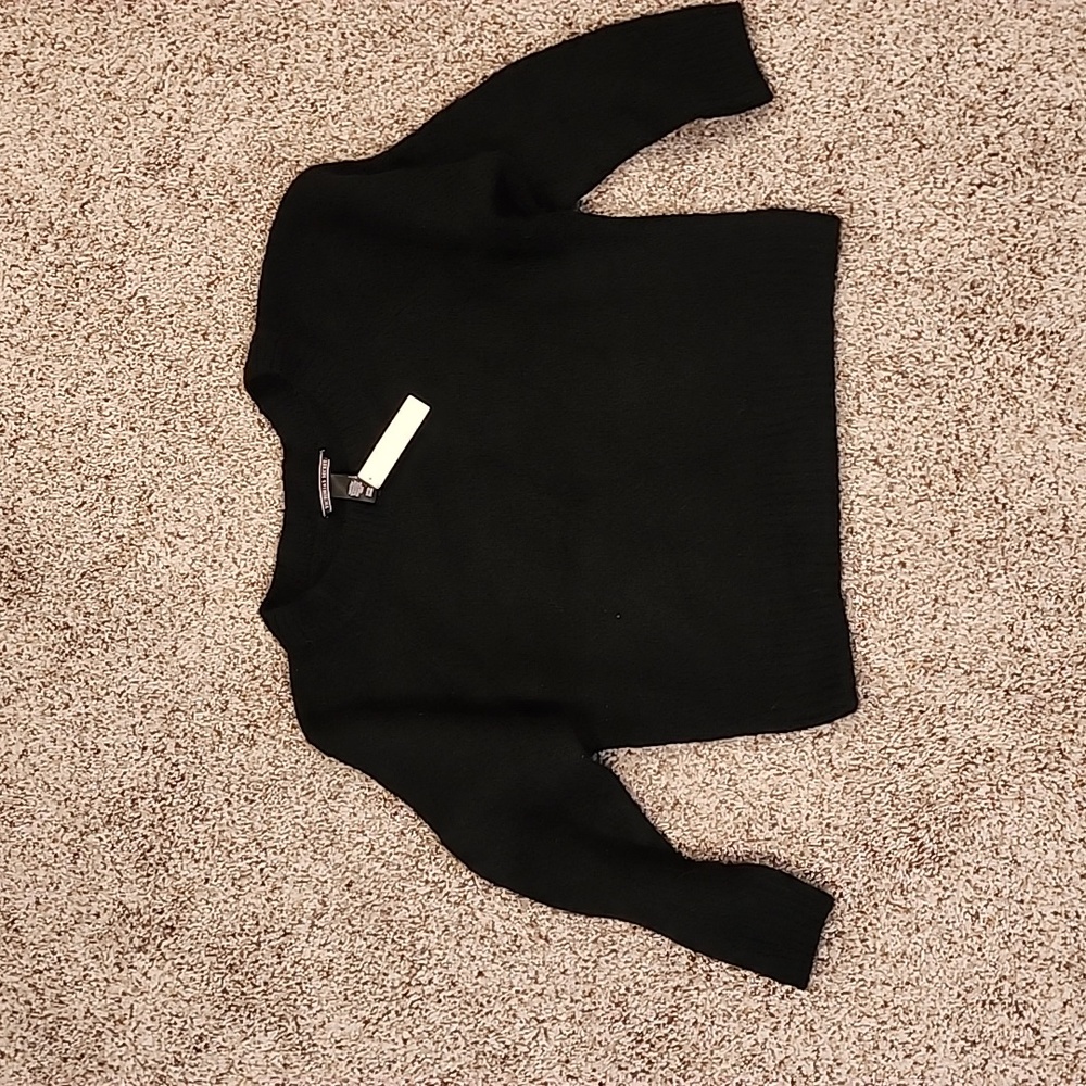 Victoria's secret cropped knit sweater Small